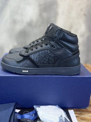 DIOR SNEAKER