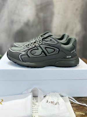 DIOR SNEAKER