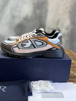 DIOR SNEAKER