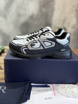 DIOR SNEAKER