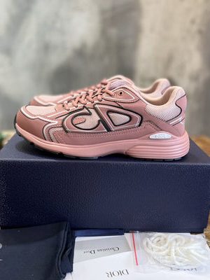 DIOR SNEAKER