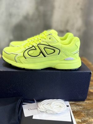 DIOR SNEAKER