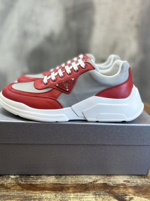 PRADA SNEAKER