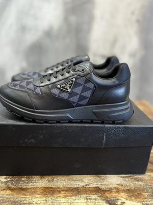 PRADA SNEAKER