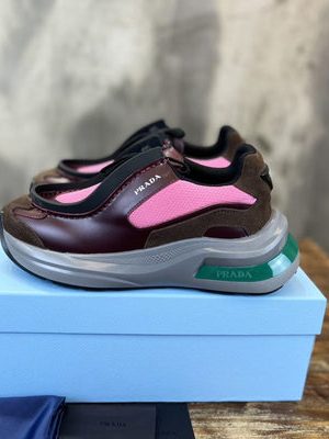 PRADA SNEAKER