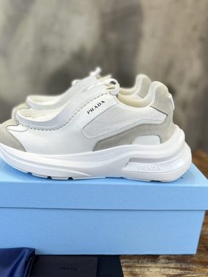 PRADA SNEAKER