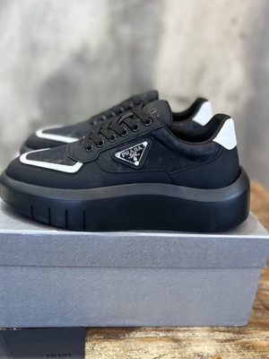 PRADA SNEAKER
