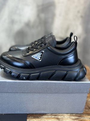 PRADA SNEAKER