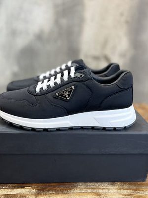 PRADA SNEAKER