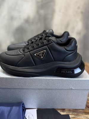 PRADA SNEAKER