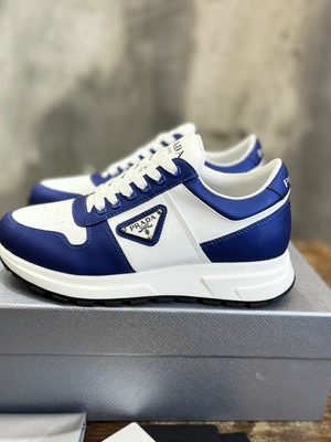 PRADA SNEAKER