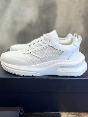 PRADA SNEAKER