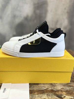 FENDI SNEAKER