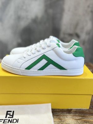 FENDI SNEAKER