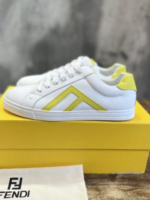 FENDI SNEAKER