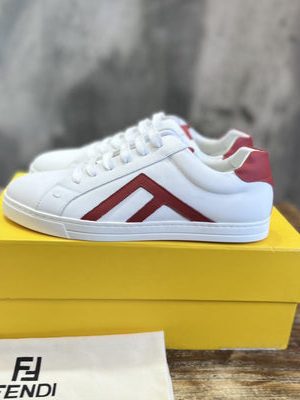 FENDI SNEAKER