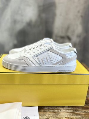 FENDI SNEAKER