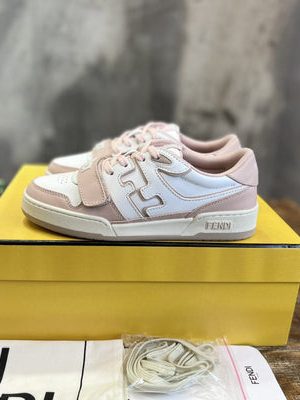 FENDI SNEAKER