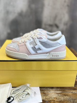FENDI SNEAKER