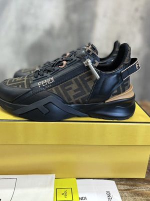 FENDI SNEAKER