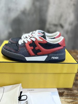 FENDI SNEAKER