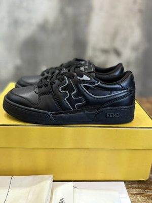 FENDI SNEAKER