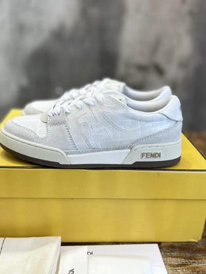 FENDI SNEAKER