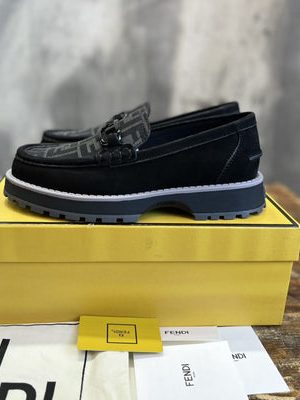 FENDI LOAFER