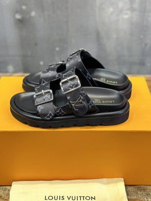 LV SANDAL
