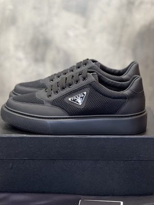 PRADA SNEAKER