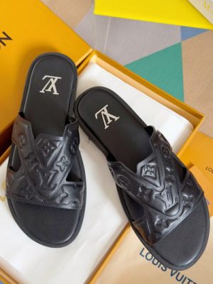LV SANDAL