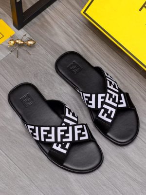 FENDI SANDAL