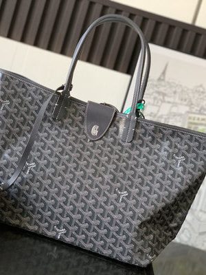 GOYARD BAG