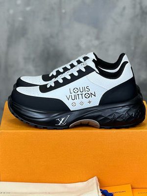 LV SNEAKER