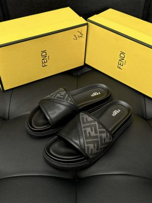 FENDI SANDAL