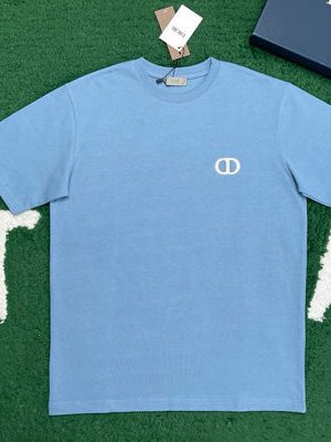 Dior T-shirt