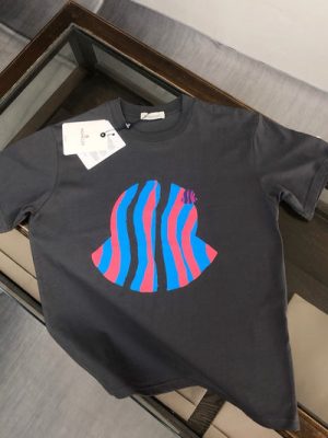 Moncler T-shirt