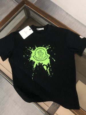 Moncler T-shirt