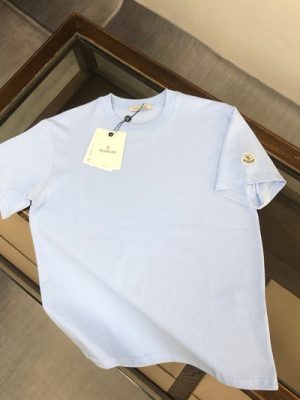 Moncler T-shirt