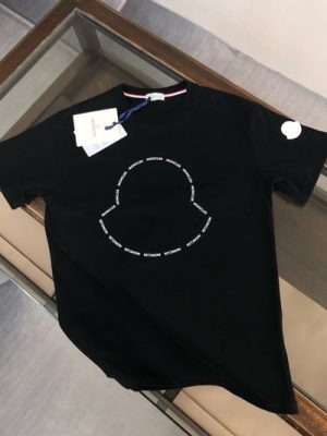 Moncler T-shirt