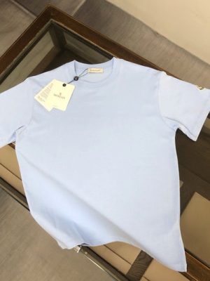 Moncler T-shirt