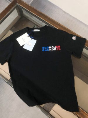 Moncler T-shirt