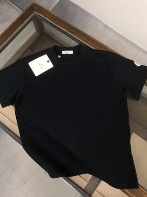 Moncler T-shirt