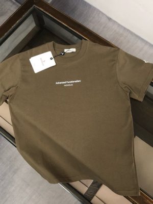 Moncler T-shirt