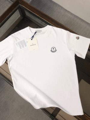 Moncler T-shirt