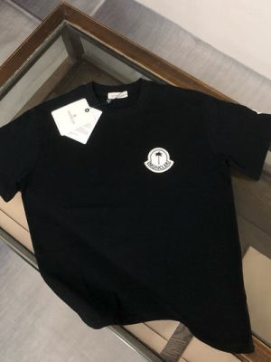 Moncler T-shirt