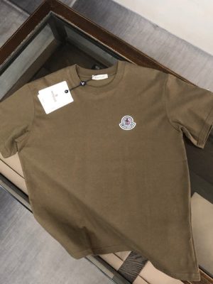 Moncler T-shirt