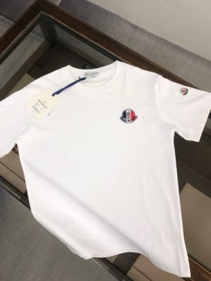 Moncler T-shirt