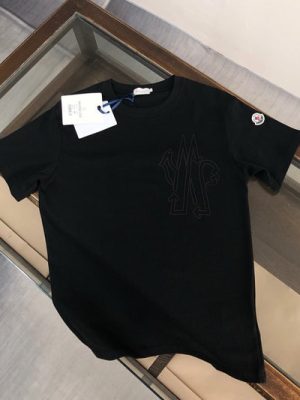 Moncler T-shirt