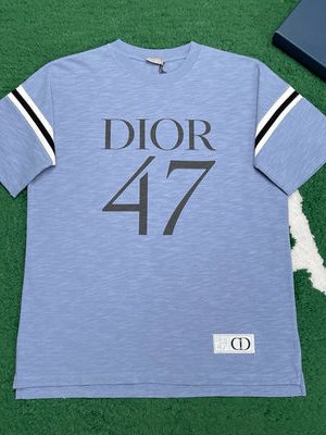 Dior T-shirt